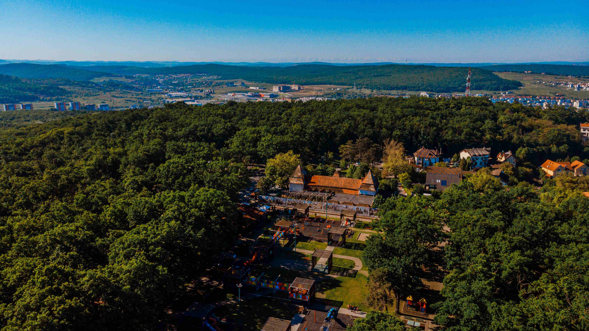 Cornești Plateau & Zoo